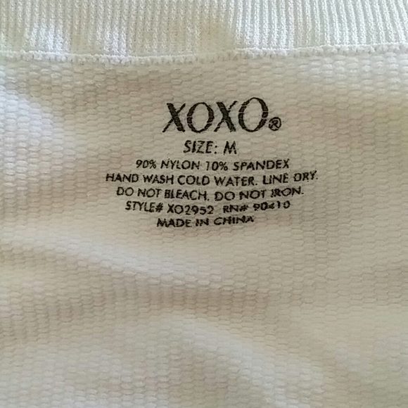 3 for $25 🌻 XOXO White  Bandeau - Picture 9 of 9